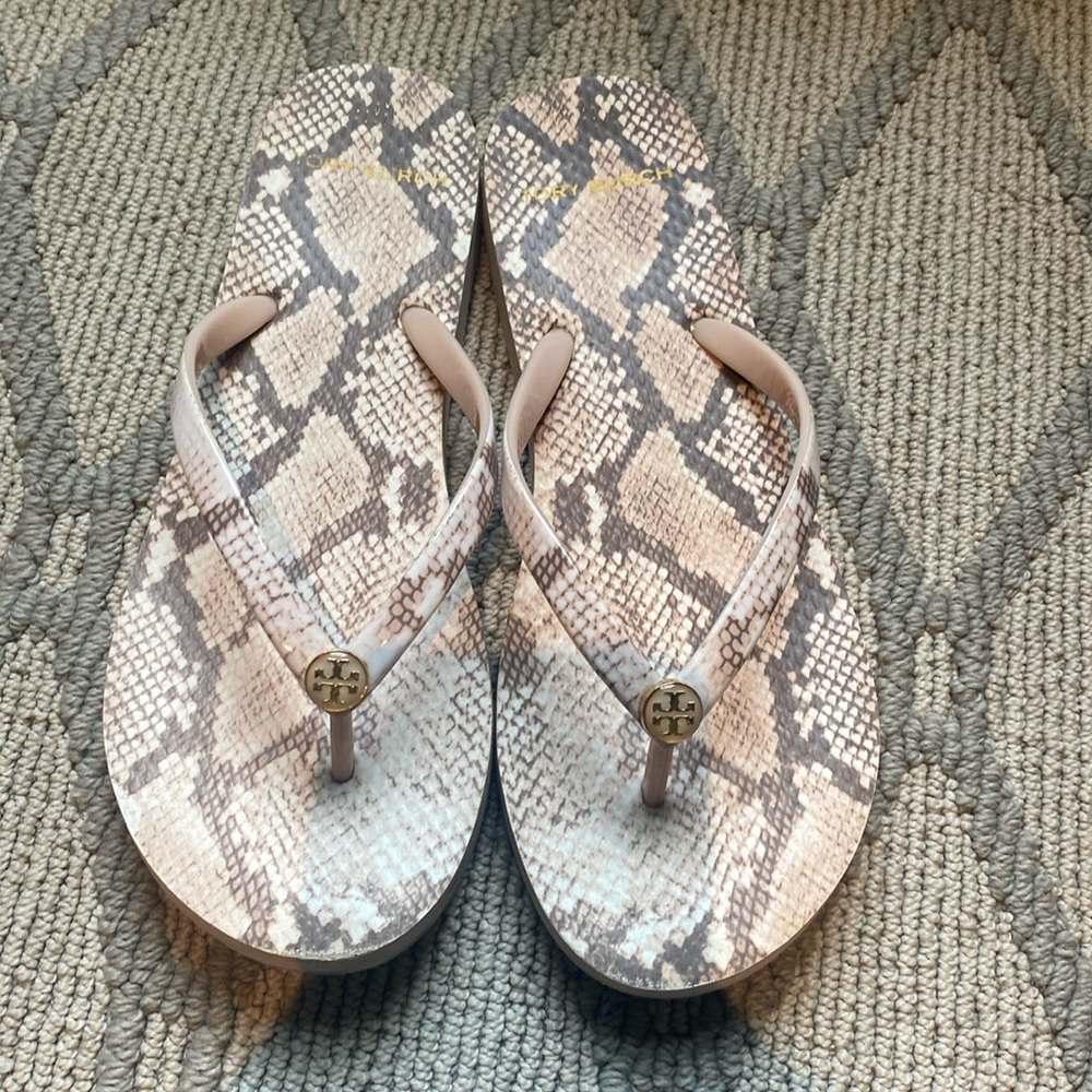 Tory Burch thin flip flops